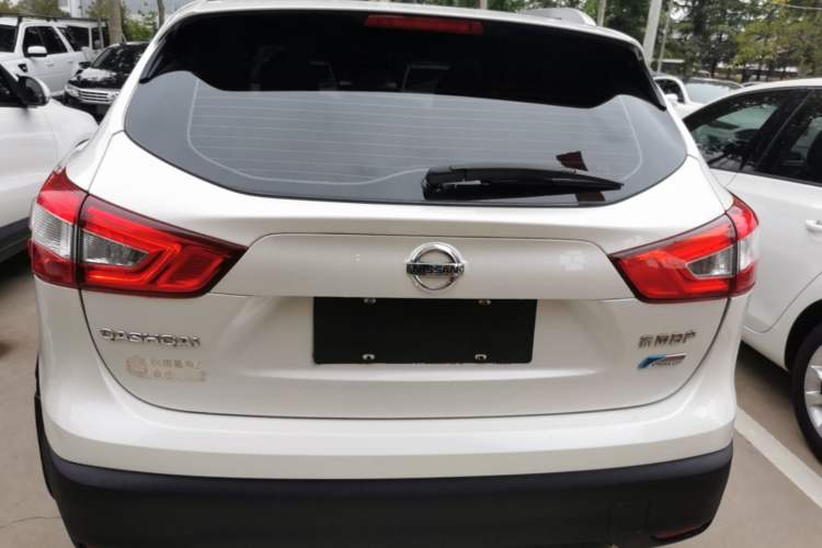 Used Nissan Qashqai 2016 2.0L CVT Luxury Edition Rear