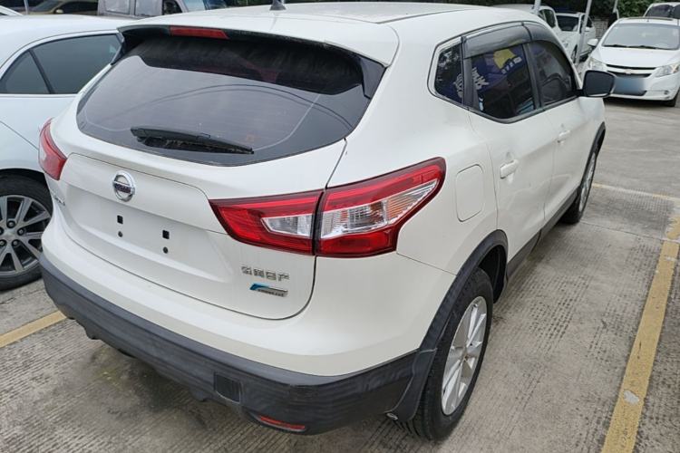 Used Nissan Qashqai 2016 2.0L CVT Elite Edition Rear Right 45 Deg
