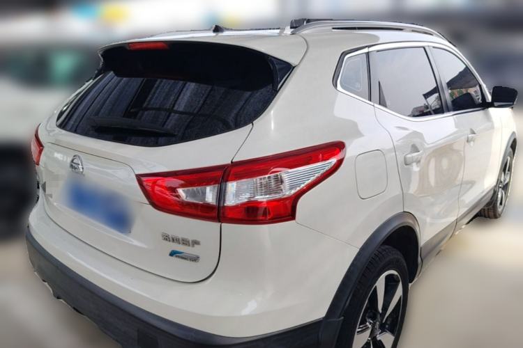Used Nissan Qashqai 2016 2.0L CVT Luxury Edition Rear Right 45 Deg