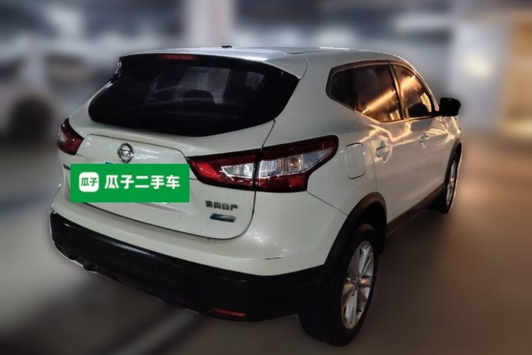 Used Nissan Qashqai 2016 2.0L CVT Elite Edition Rear Right 45 Deg