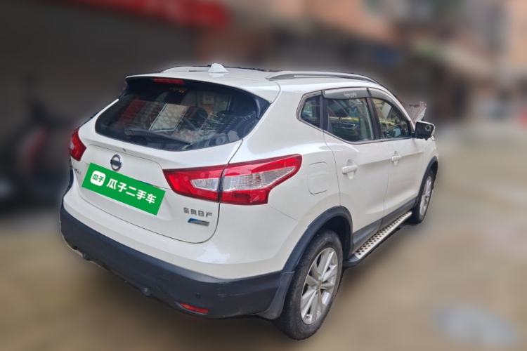 Used Nissan Qashqai 2016 2.0L CVT Elite Edition Rear Right 45 Deg