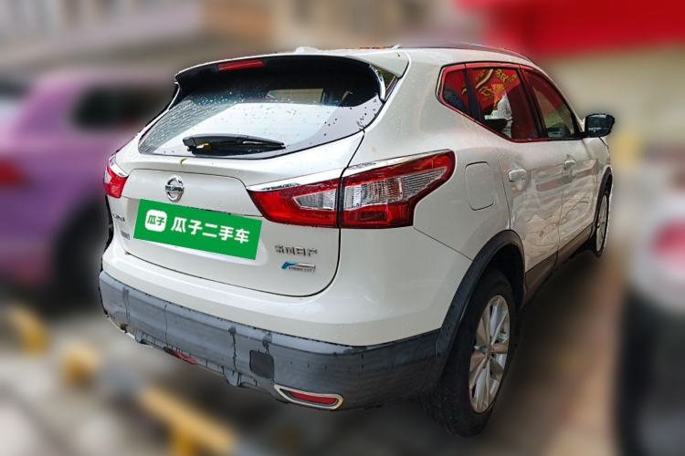 Used Nissan Qashqai 2016 2.0L CVT Elite Edition Rear Right 45 Deg