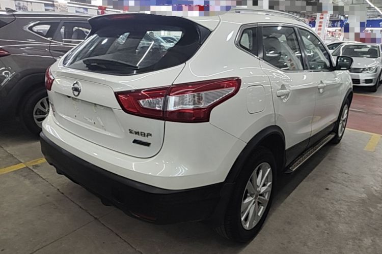 Used Nissan Qashqai 2016 2.0L CVT Elite Edition Rear Right 45 Deg