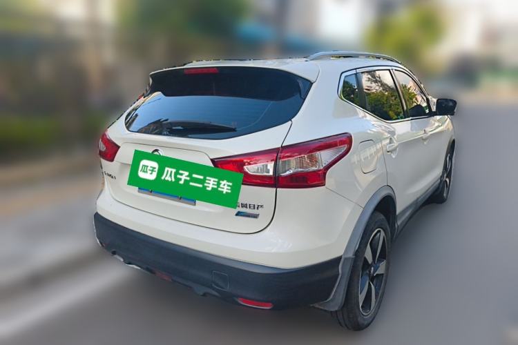 Used Nissan Qashqai 2016 2.0L CVT Luxury Edition Rear Right 45 Deg