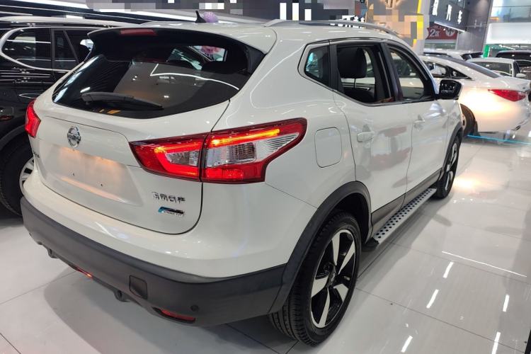 Used Nissan Qashqai 2016 2.0L CVT Flagship Edition Rear Right 45 Deg