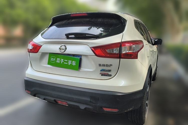 Used Nissan Qashqai 2016 2.0L CVT Luxury Edition Rear Right 45 Deg