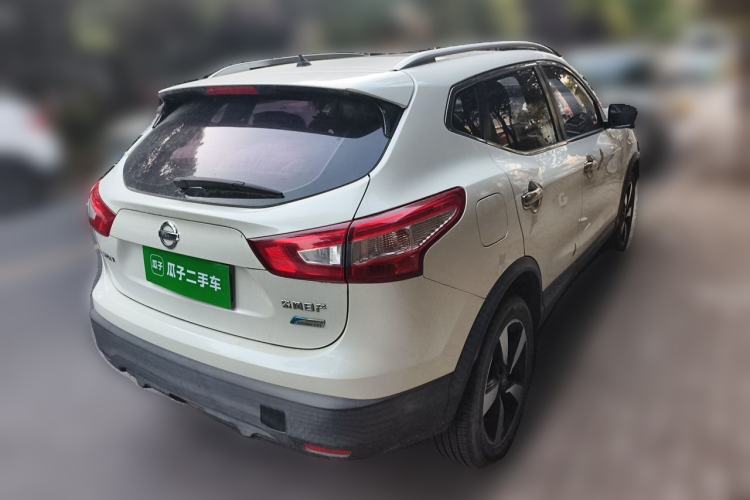 Used Nissan Qashqai 2016 2.0L CVT Luxury Edition Rear Right 45 Deg