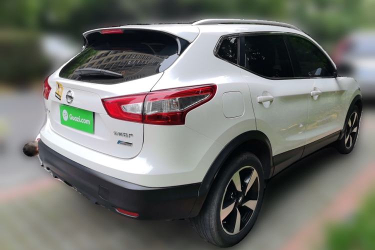 Used Nissan Qashqai 2016 2.0L CVT Luxury Edition Rear Right 45 Deg