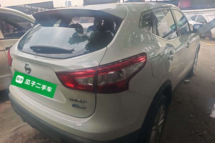 Used Nissan Qashqai 2016 2.0L CVT Elite Edition Rear Right 45 Deg