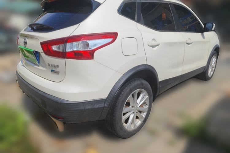 Used Nissan Qashqai 2016 2.0L CVT Elite Edition Rear Right 45 Deg