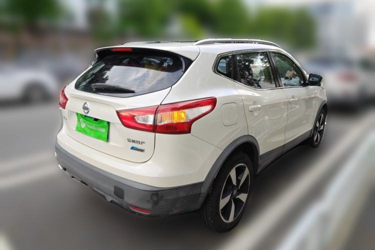 Used Nissan Qashqai 2016 2.0L CVT Luxury Edition Rear Right 45 Deg
