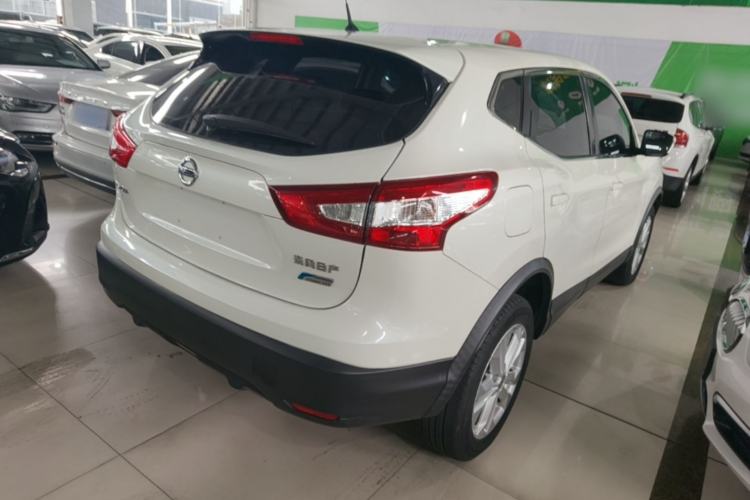 Used Nissan Qashqai 2016 2.0L CVT Elite Edition Rear Right 45 Deg