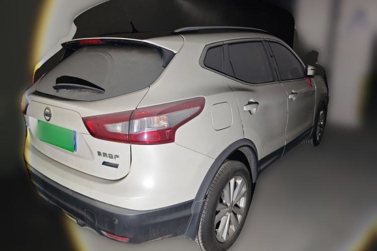 Used Nissan Qashqai 2016 2.0L CVT Elite Edition Rear Right 45 Deg