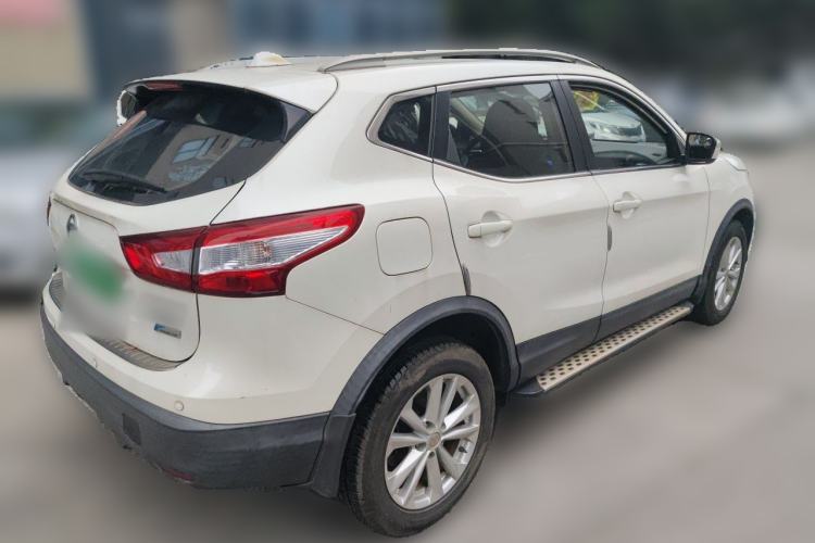 Used Nissan Qashqai 2016 2.0L CVT Elite Edition Rear Right 45 Deg