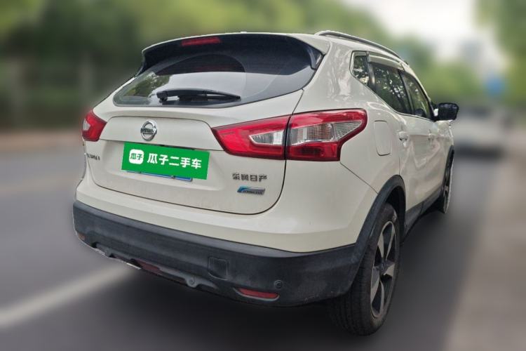 Used Nissan Qashqai 2016 2.0L CVT Flagship Edition Rear Right 45 Deg