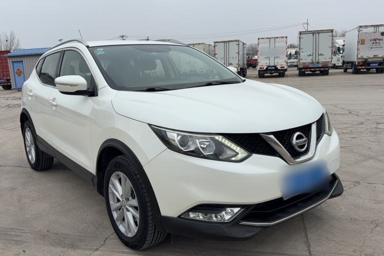 Used Nissan Qashqai 2016 2.0L CVT Elite Edition Rear Right 45 Deg
