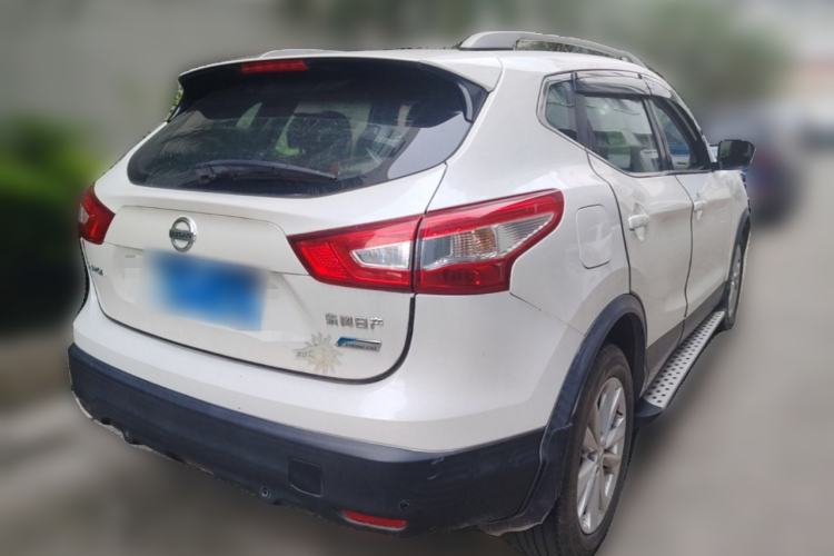 Used Nissan Qashqai 2016 2.0L CVT Elite Edition Rear Right 45 Deg