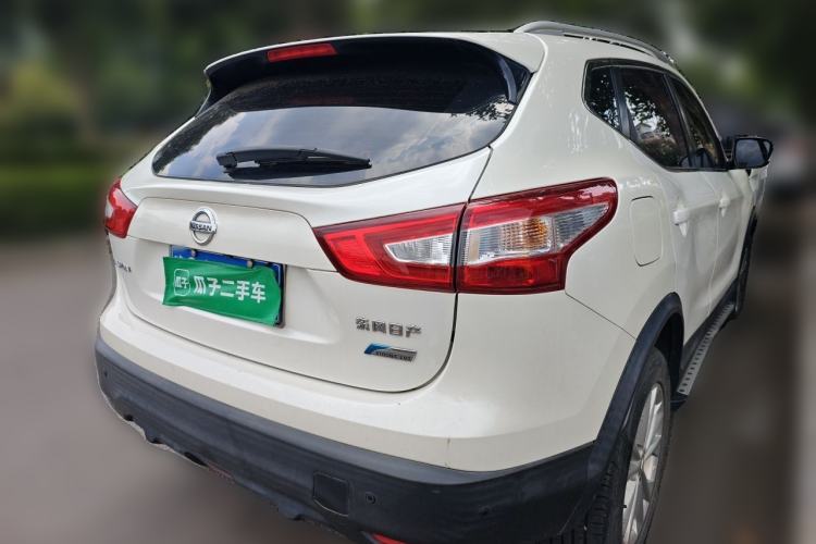 Used Nissan Qashqai 2016 2.0L CVT Elite Edition Rear Right 45 Deg