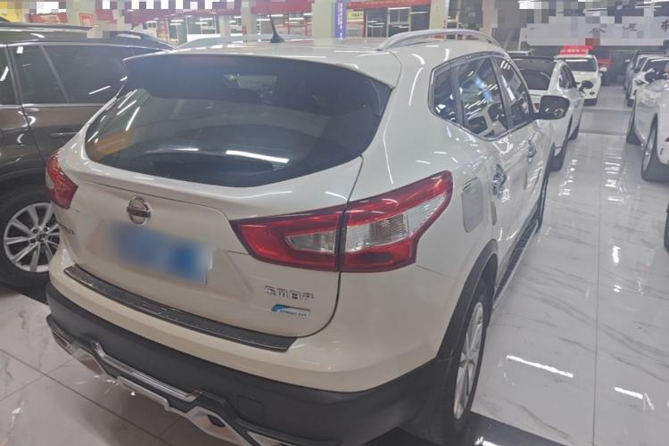 Used Nissan Qashqai 2016 2.0L CVT Elite Edition Rear Right 45 Deg