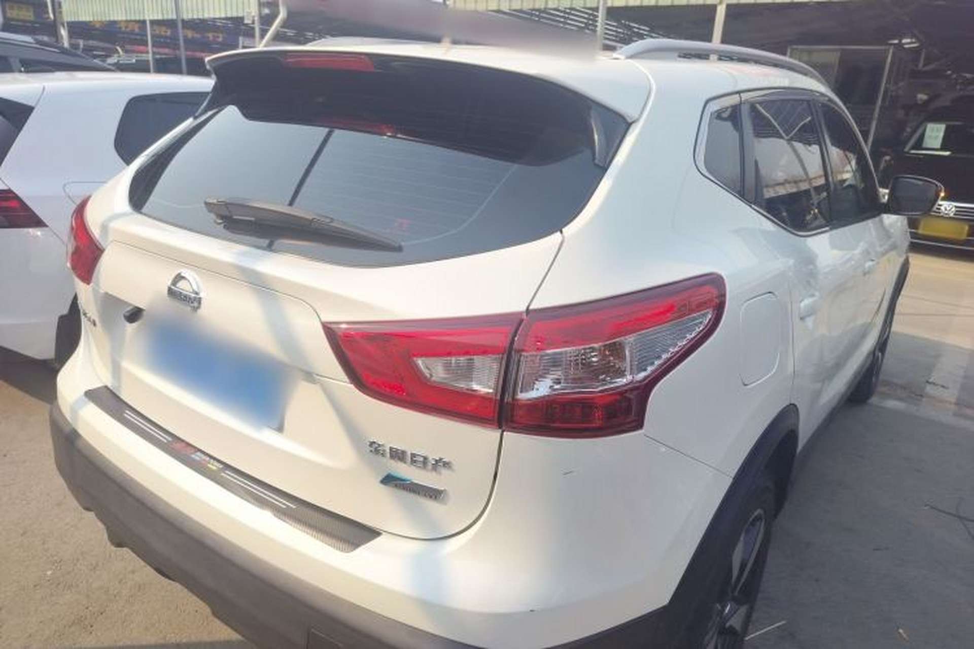 Used Nissan Qashqai 2016 2.0L CVT Luxury Edition Rear Right 45 Deg