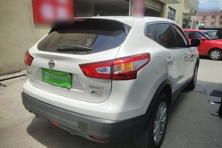 Used Nissan Qashqai 2016 2.0L CVT Elite Edition Rear Right 45 Deg