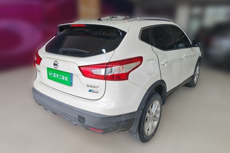 Used Nissan Qashqai 2016 2.0L CVT Elite Edition Rear Right 45 Deg