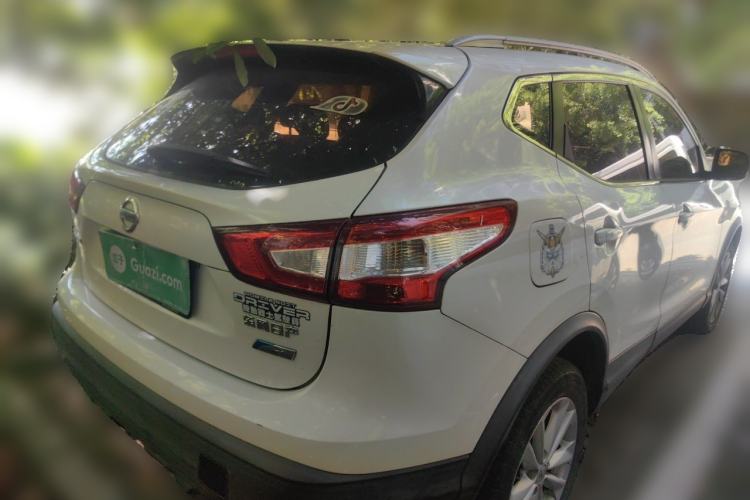 Used Nissan Qashqai 2016 2.0L CVT Elite Edition Rear Right 45 Deg