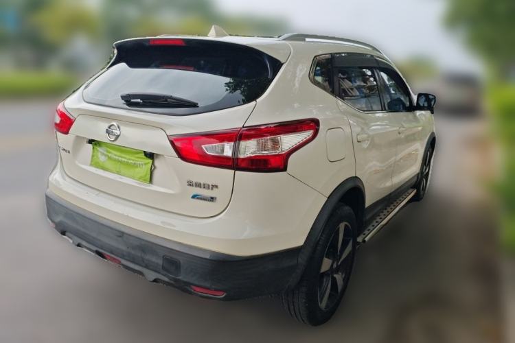 Used Nissan Qashqai 2016 2.0L CVT Luxury Edition Rear Right 45 Deg