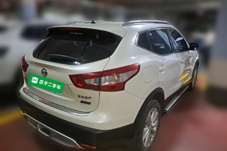 Used Nissan Qashqai 2016 2.0L CVT Elite Edition Rear Right 45 Deg
