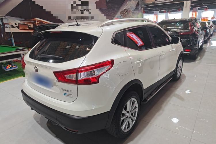 Used Nissan Qashqai 2016 2.0L CVT Elite Edition Rear Right 45 Deg