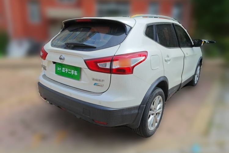 Used Nissan Qashqai 2016 2.0L CVT Elite Edition Rear Right 45 Deg
