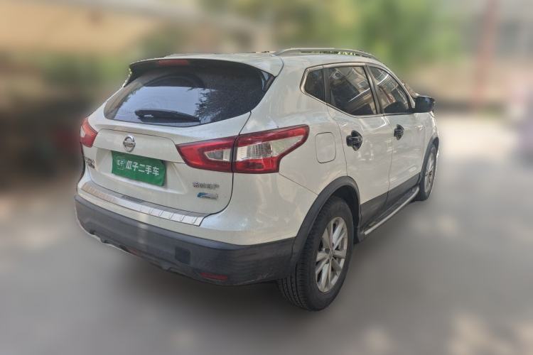 Used Nissan Qashqai 2016 2.0L CVT Elite Edition Rear Right 45 Deg