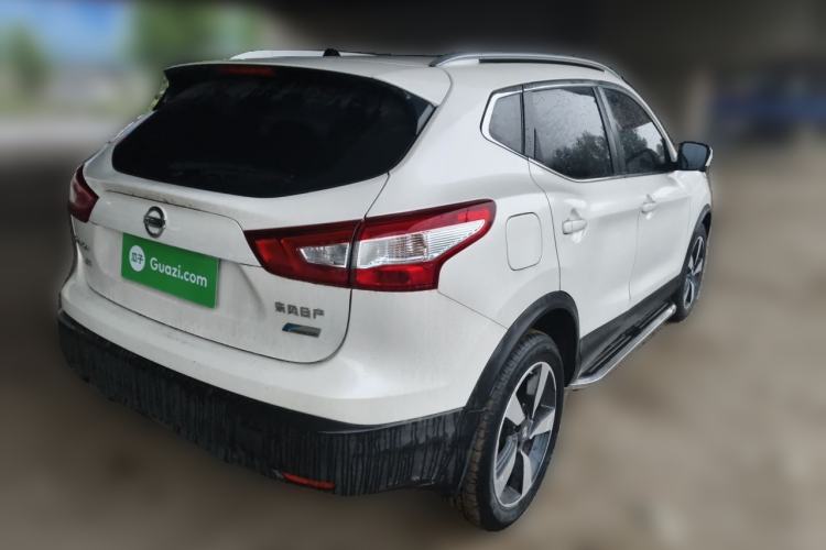 Used Nissan Qashqai 2016 2.0L CVT Luxury Edition Rear Right 45 Deg