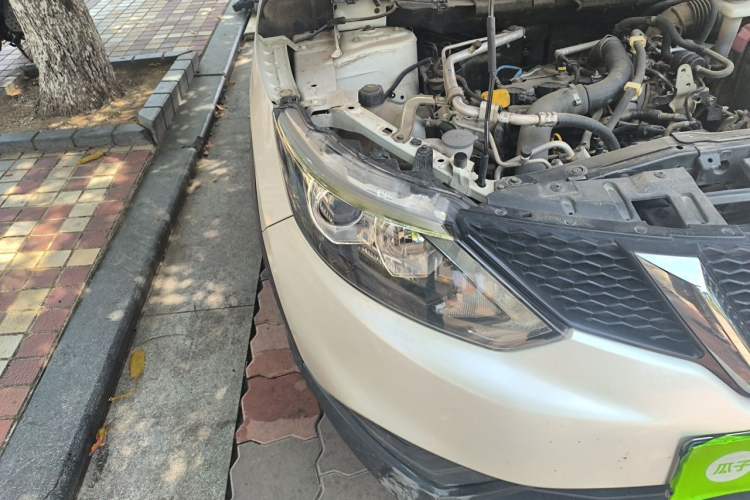 Used Nissan Qashqai 2016 1.2T Manual Fashion Edition Right Front Headlight