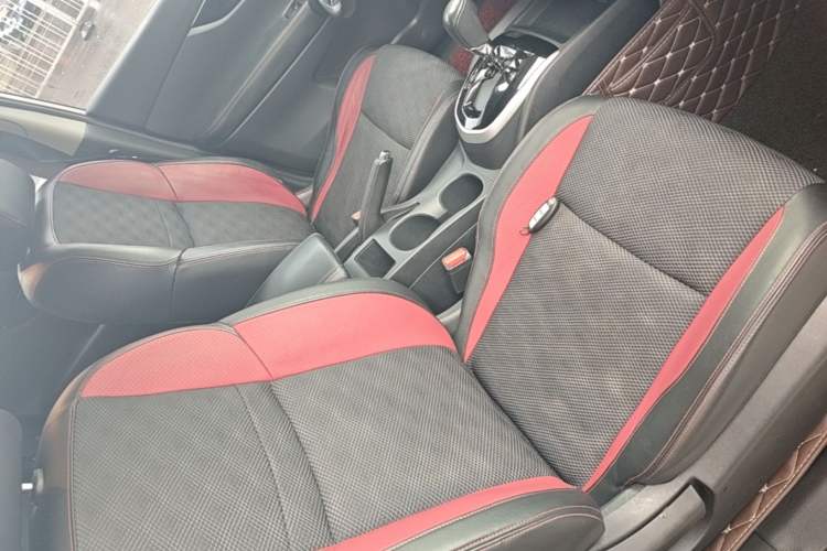 Used Nissan Qashqai 2016 2.0L CVT Luxury Edition Right Front Seat