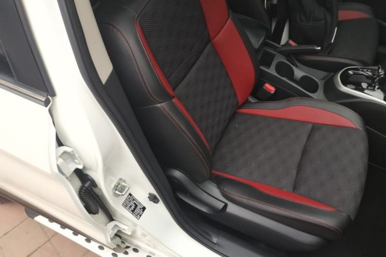 Used Nissan Qashqai 2016 2.0L CVT Luxury Edition Right Front Seat