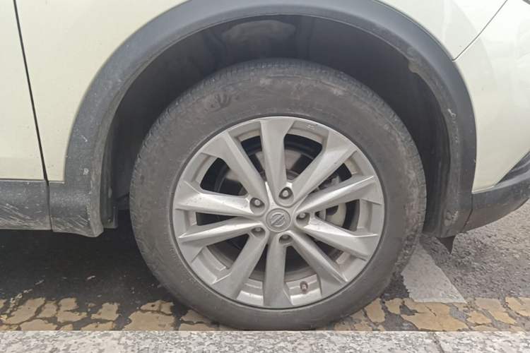 Used Nissan Qashqai 2016 1.2T CVT Fashion Edition Right Front Wheel Hub
