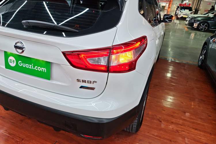 Used Nissan Qashqai 2016 2.0L CVT Elite Edition Right Rear Taillight
