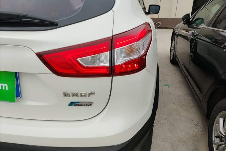 Used Nissan Qashqai 2016 2.0L CVT Luxury Edition Right Rear Taillight