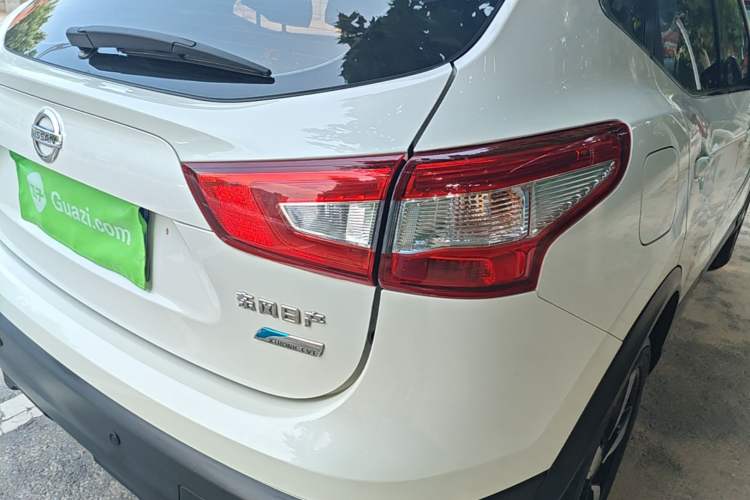 Used Nissan Qashqai 2016 2.0L CVT Luxury Edition Right Rear Taillight