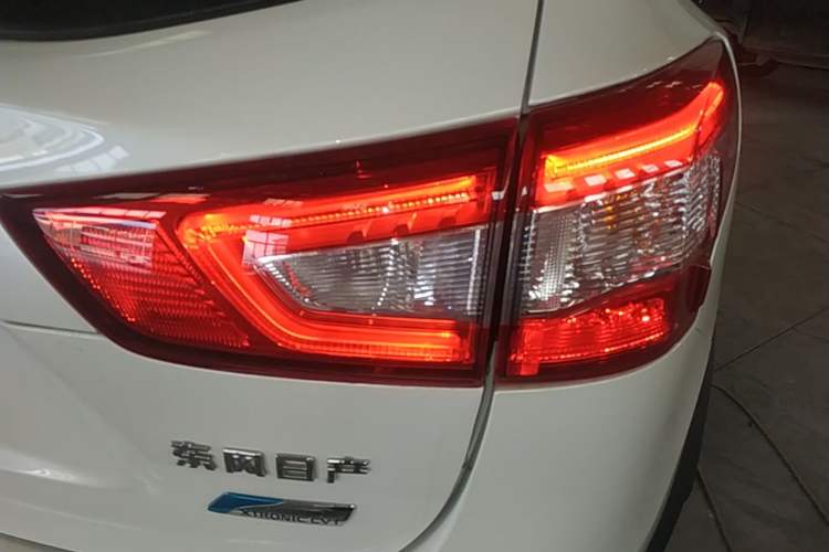 Used Nissan Qashqai 2016 2.0L CVT Elite Edition Right Rear Taillight