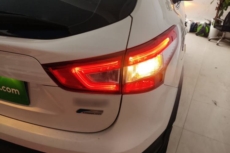 Used Nissan Qashqai 2016 2.0L CVT Elite Edition Right Rear Taillight