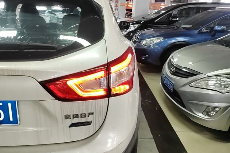 Used Nissan Qashqai 2016 2.0L CVT Elite Edition Right Rear Taillight