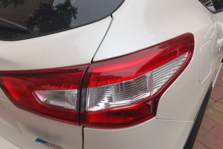 Used Nissan Qashqai 2016 2.0L CVT Luxury Edition Right Rear Taillight