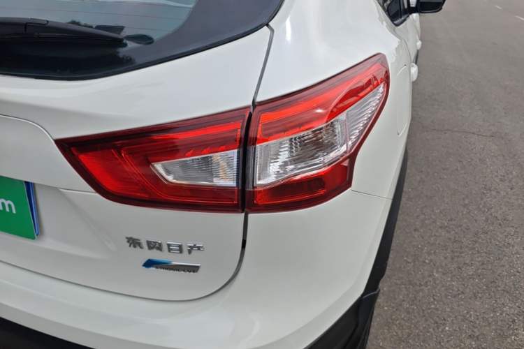 Used Nissan Qashqai 2016 2.0L CVT Elite Edition Right Rear Taillight