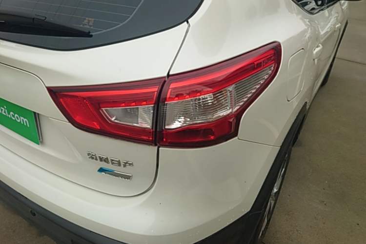 Used Nissan Qashqai 2016 2.0L CVT Elite Edition Right Rear Taillight