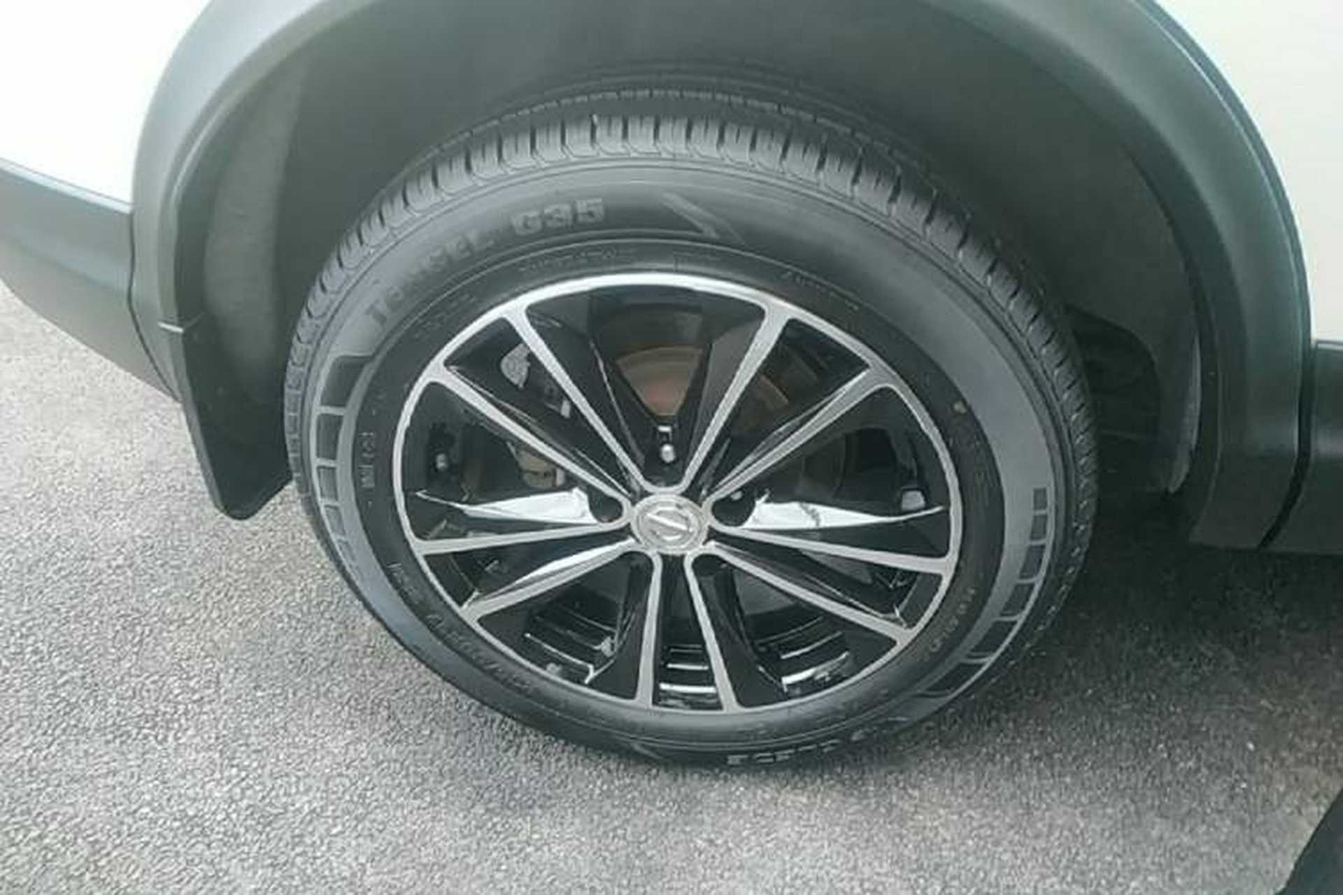 Used Nissan Qashqai 2016 2.0L CVT Elite Edition Right Rear Wheel Hub