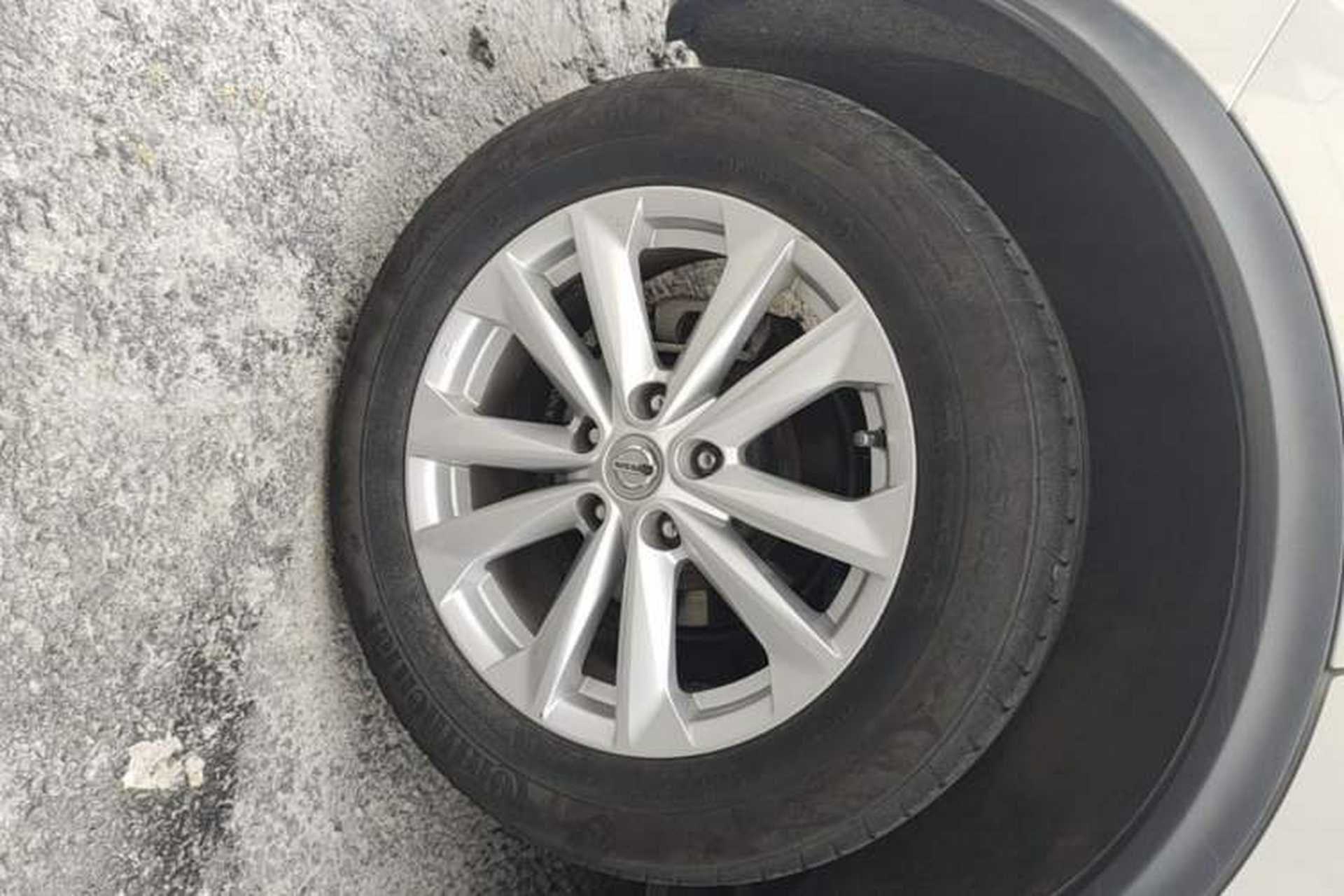 Used Nissan Qashqai 2016 2.0L CVT Elite Edition Right Rear Wheel Hub