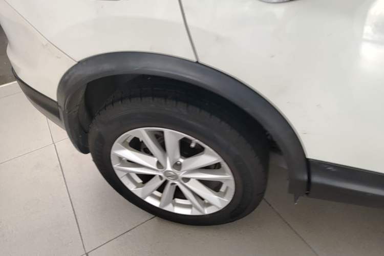 Used Nissan Qashqai 2016 2.0L CVT Elite Edition Right Rear Wheel Hub