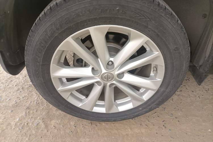 Used Nissan Qashqai 2016 2.0L CVT Elite Edition Right Rear Wheel Hub